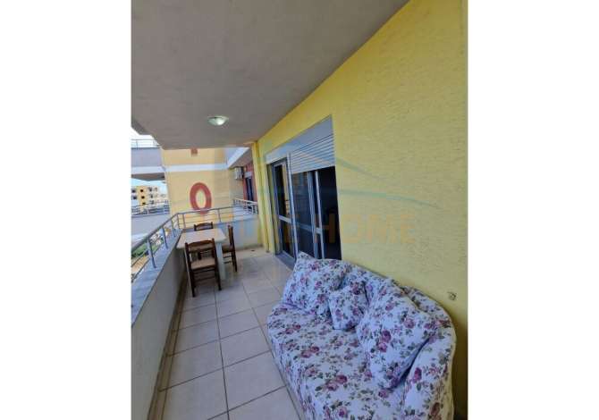 Shtepi ne shitje Apartament ne Durres, 2+1, Mobilimi E mobiluar, Pagesa 135,000  Euro.