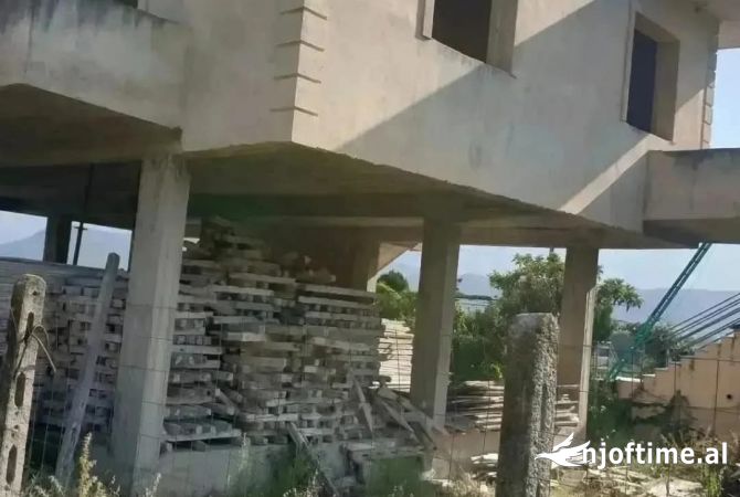 House for Sale 2+1 in Gjirokastra - 70,000 Euro