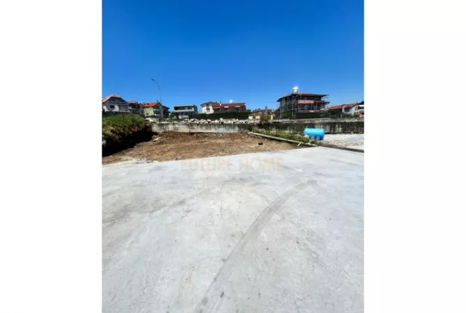 Ambient biznesi me qera 1+1 ne Tirane - 1,150 Euro