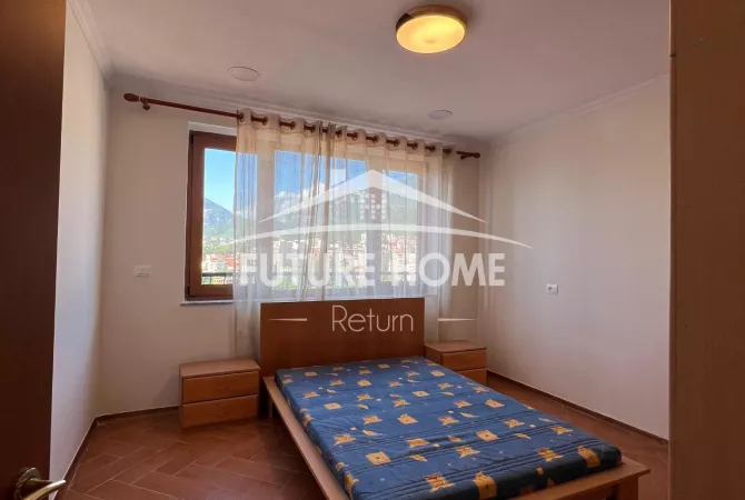 Shtepi ne shitje Apartament ne Tirane, 2+1, Mobilimi E mobiluar, Pagesa 168,000  Euro.