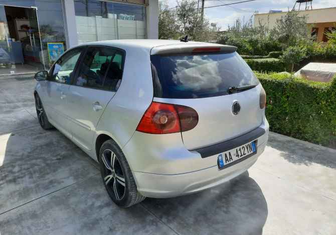 Makina ne shitje ne Lushnje, Volkswagen, 2006 Diesel,Kambio Manual Pagesa 4,000  Euro.