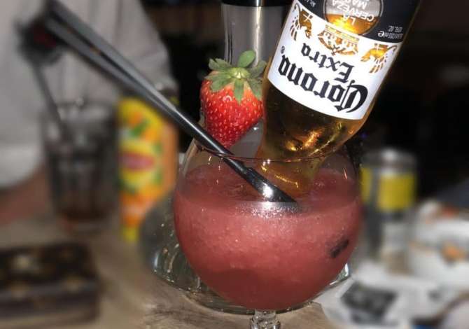 Njoftime Pune ne Tirane, Profesioni Barist,Kamarier/e, Sanitare , , Pagesa 33,000  Leke.