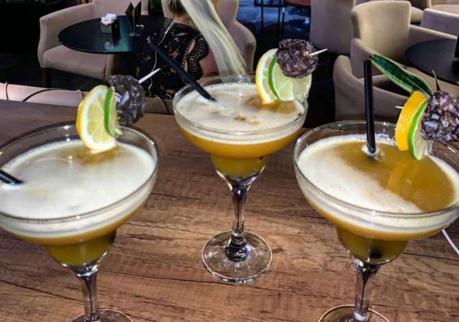 Njoftime Pune ne Tirane, Profesioni Kamariere,Banakiere , , Pagesa Me Marreveshje.