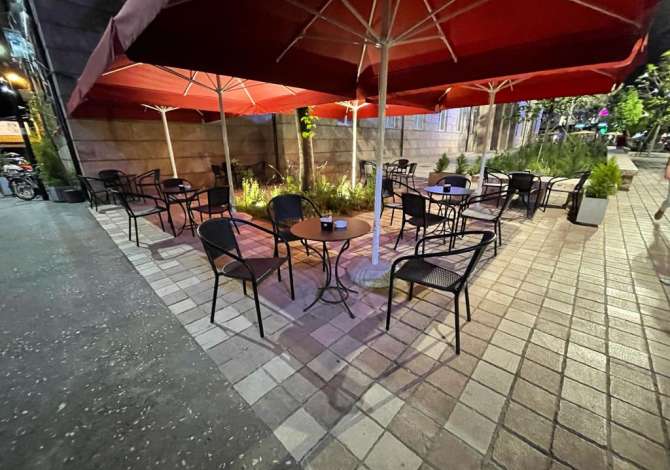 Njoftime Pune ne Tirane, Profesioni Kamarier/e,Banakier/e , , Pagesa Me Marreveshje.