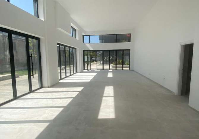 Ambient biznesi me qera 1+1 ne Tirane - 2,000 Euro