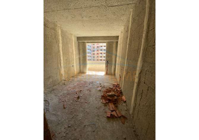 Shtepi ne shitje Apartament ne Tirane, 1+1, Mobilimi Bosh, pa mobiluar, Pagesa 96,361  Euro.