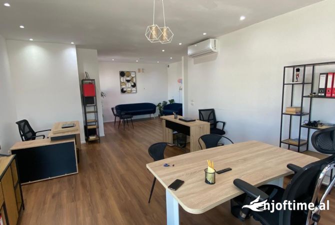 Shtepi me qera 2+1 ne Tirane - 600 Euro