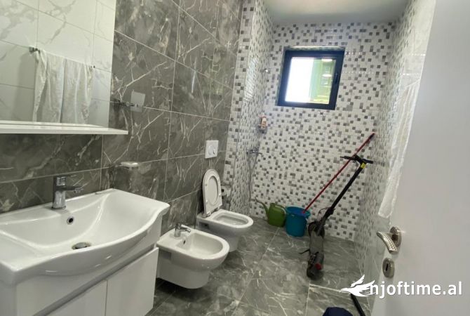 Apartment for rent in Tirana 2+1, Emty