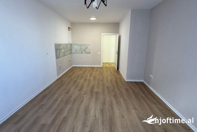 Shtepi ne shitje 1+1 ne Tirane - 106,000 Euro