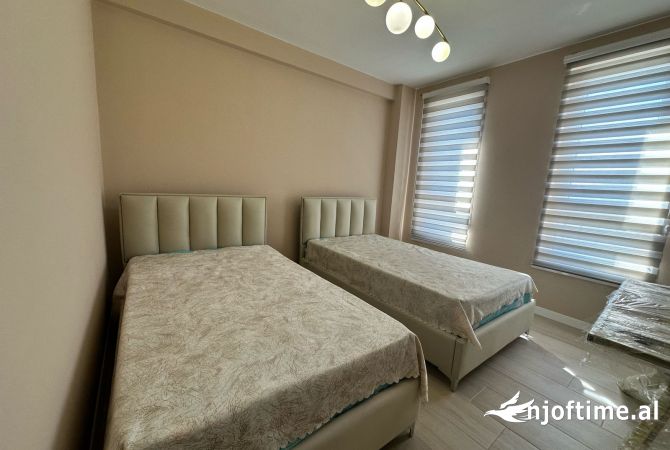 Shtepi me qera Apartament ne Tirane, 2+1, Mobilimi E mobiluar, Pagesa 550  Euro.