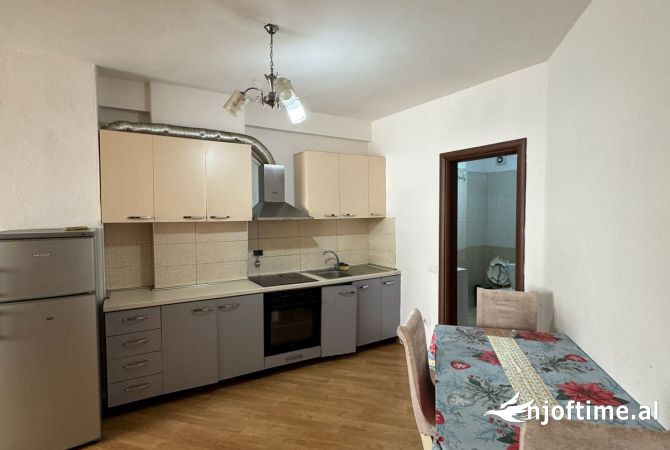 Shtepi ne shitje 1+1 ne Tirane - 92,000 Euro