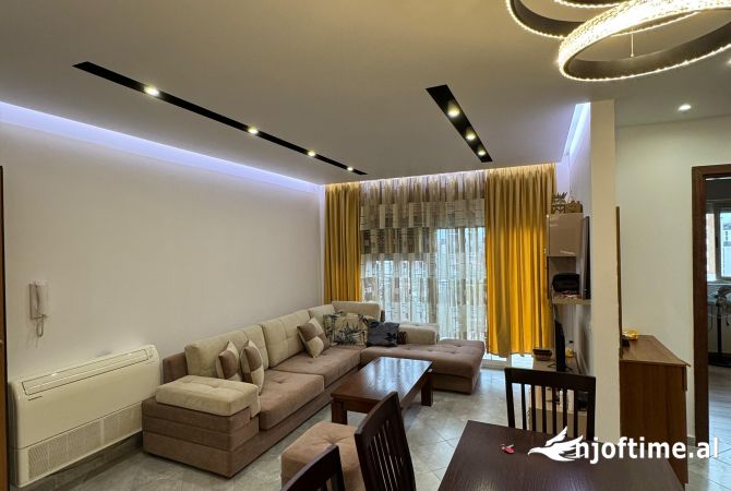 Shtepi me qera Apartament ne Tirane, 1+1, Mobilimi E mobiluar, Pagesa 500  Euro.