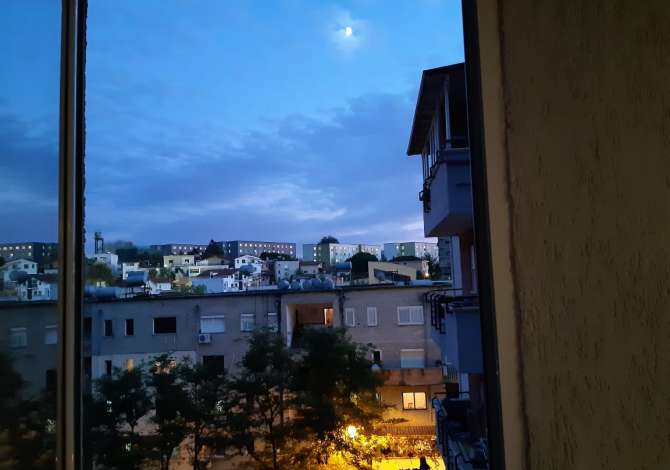 Shtepi me qera Apartament ne Tirane, 1+1, Mobilimi E mobiluar, Pagesa 350  Euro.