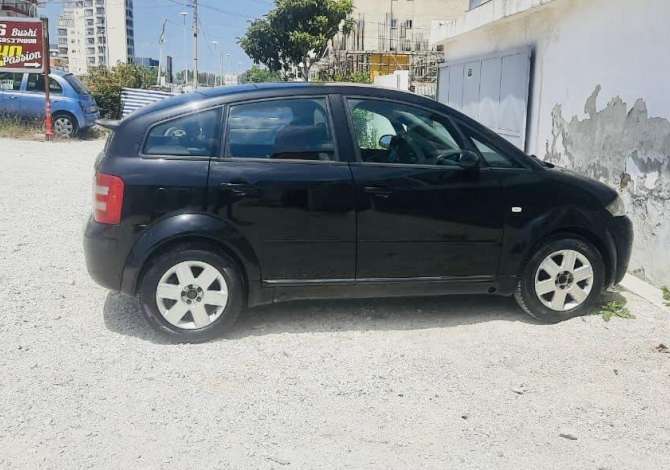 Auto in Vendita  a Valona - 2,500 Euro