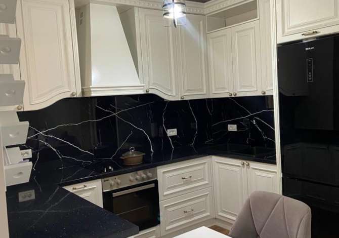 Shtepi me qera Apartament ne Tirane, 2+1, Mobilimi E mobiluar, Pagesa 550  Euro.