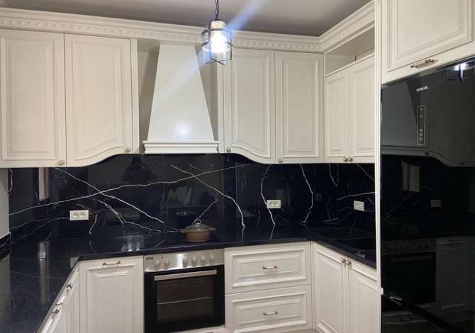 Shtepi me qera Apartament ne Tirane, 2+1, Mobilimi E mobiluar, Pagesa 550  Euro.