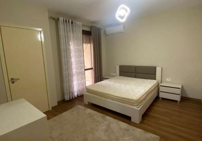 Shtepi me qera Apartament ne Tirane, 2+1, Mobilimi E mobiluar, Pagesa 550  Euro.