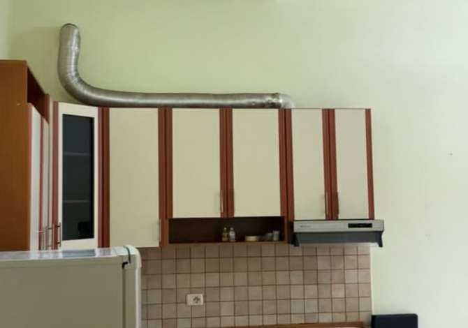 Shtepi me qera 1+1 ne Tirane - 40,000 Leke