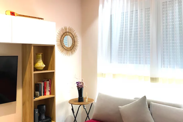 Shtepi me qera 2+1 ne Tirane - 600 Euro