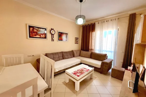 Shtepi me qera 1+1 ne Tirane - 500 Euro