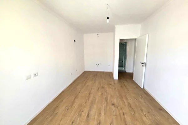 Shtepi ne shitje 2+1 ne Tirane - 128,000 Euro