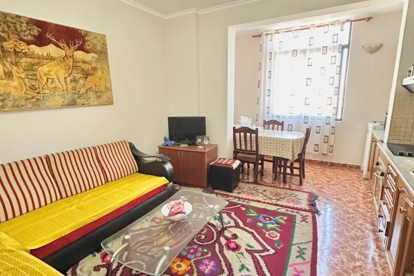 Shtepi ne shitje 3+1 ne Tirane - 255,000 Euro
