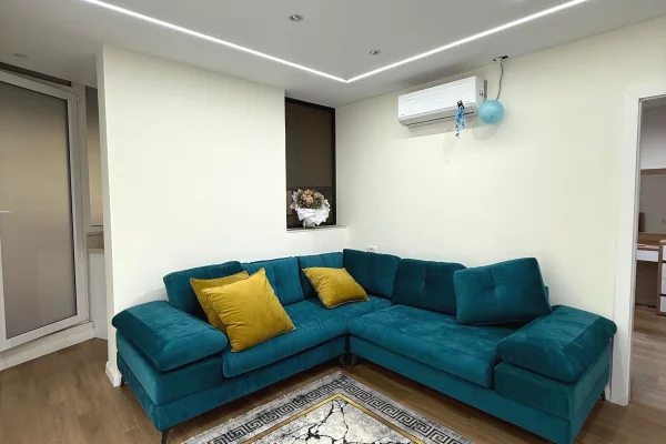 Shtepi me qera 2+1 ne Tirane - 65,000 Leke