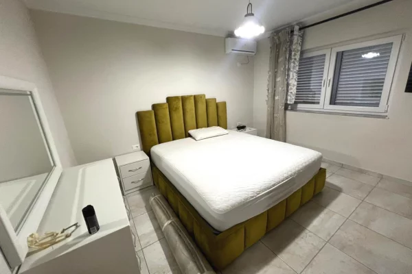 Shtepi me qera 2+1 ne Tirane - 600 Euro