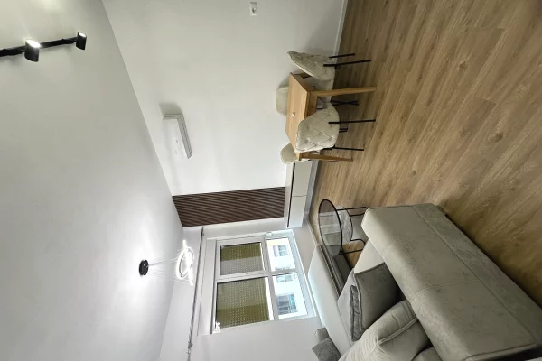 Shtepi me qera 1+1 ne Tirane - 450 Euro