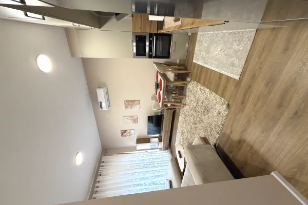 Shtepi me qera 1+1 ne Tirane - 450 Euro