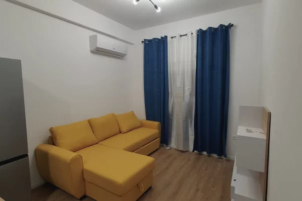Shtepi me qera 1+1 ne Tirane - 450 Euro
