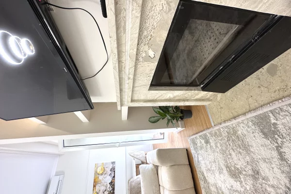 Shtepi ne shitje Apartament ne Tirane, 2+1, Mobilimi E mobiluar, Pagesa 203,000  Euro.