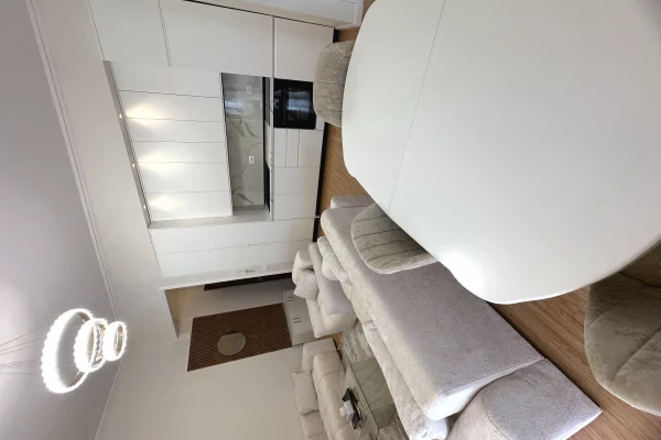 Shtepi ne shitje Apartament ne Tirane, 2+1, Mobilimi E mobiluar, Pagesa 203,000  Euro.