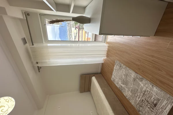 Shtepi ne shitje Apartament ne Tirane, 2+1, Mobilimi E mobiluar, Pagesa 203,000  Euro.