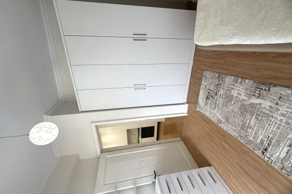 Shtepi ne shitje Apartament ne Tirane, 2+1, Mobilimi E mobiluar, Pagesa 203,000  Euro.