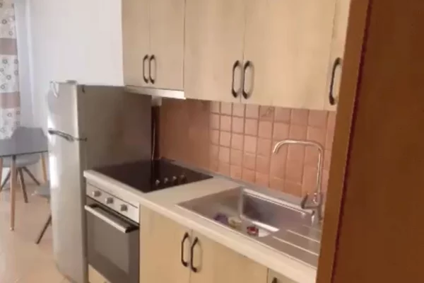 House for Rent Garsoniere in Tirana - 25,000 Leke