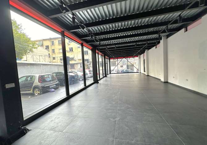Ambient biznesi me qera 3+1 ne Tirane - 4,250 Euro