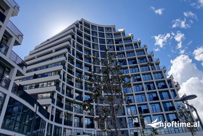 Ambient biznesi me qera 3+1 ne Tirane - 1,000 Euro