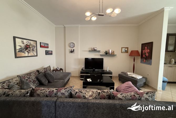 Shtepi ne shitje 2+1 ne Tirane - 120,000 Euro