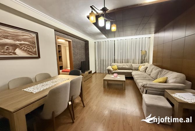 Shtepi ne shitje 3+1 ne Tirane - 380,000 Euro