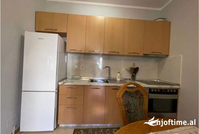 Shtepi me qera 2+1 ne Tirane - 550 Euro