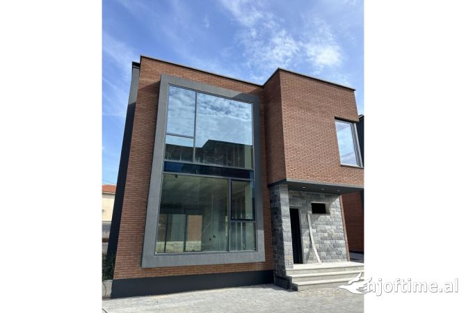 Shtepi ne shitje 3+1 ne Tirane - 375,000 Euro