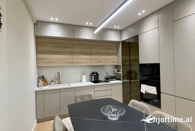 Casa in vendita 2+1 a Tirana - 300,000 Euro