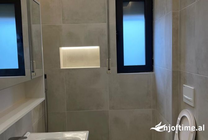 Apartment for sale in Tirana 2+1, Emty