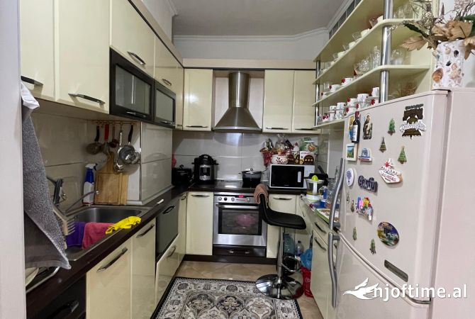 Shtepi ne shitje 2+1 ne Tirane - 250,000 Euro