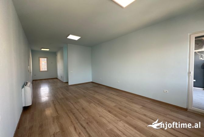 Shtepi ne shitje 2+1 ne Tirane - 285,000 Euro