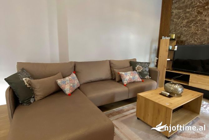 Shtepi ne shitje 2+1 ne Tirane - 125,000 Euro