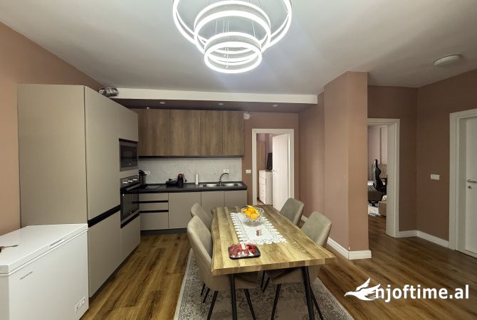 Shtepi ne shitje 3+1 ne Tirane - 250,000 Euro