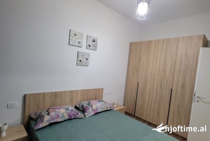 Shtepi me qera 2+1 ne Tirane - 480 Euro