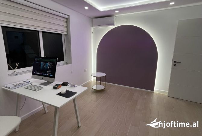 Jepet me qira zyre/klinike